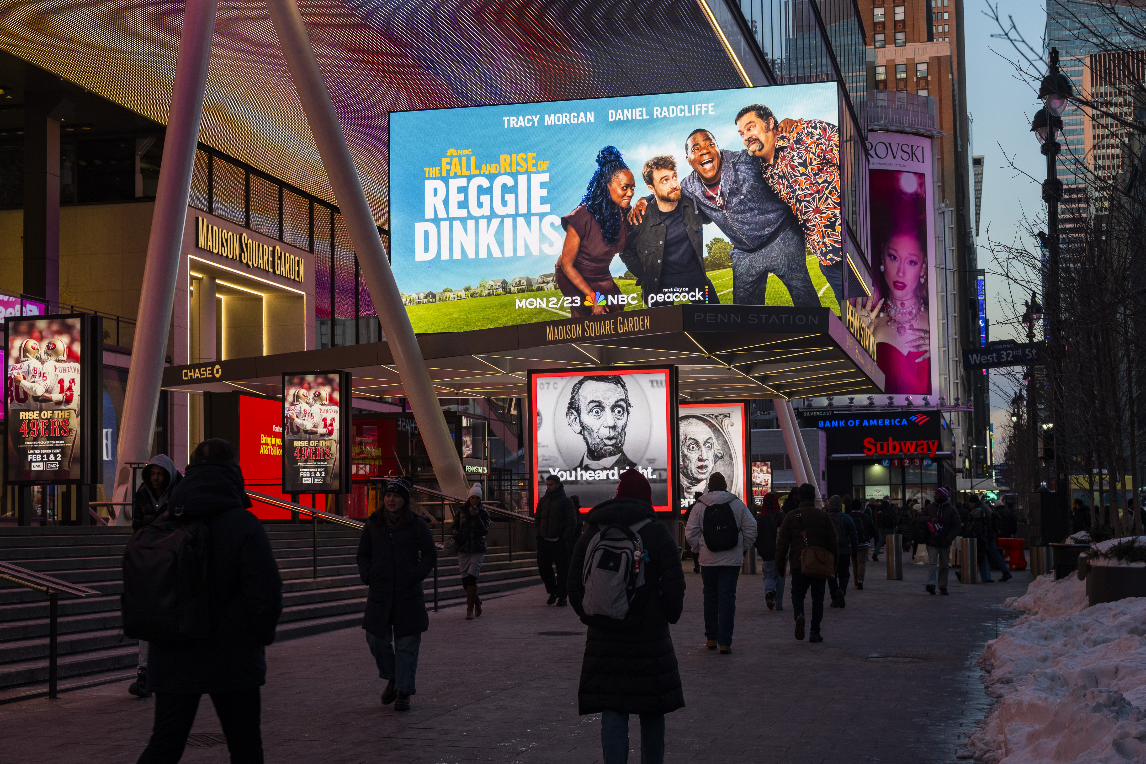 01 Msg Marquee (south) - Peacock 10